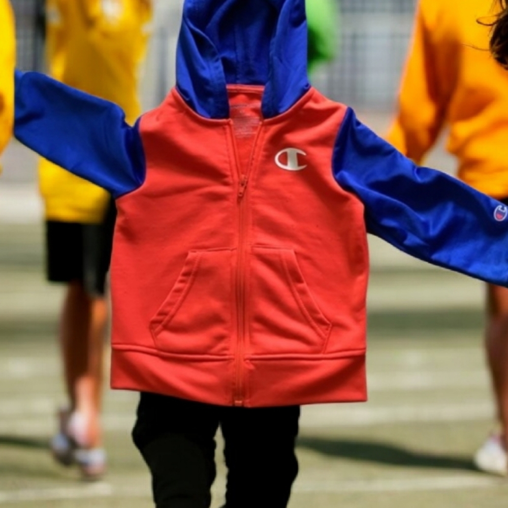 Champion hoodie orange and blue size 3 T in good condition unisex boy gi…